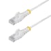 StarTech.com Cable de Red Ethernet CAT6 Delgado sin Enganches Blanco de 2m - Cable RJ45 Snagless Slim 28AWG - Alambre de Cobre Puro - PoE 100W - con A