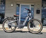 Bicicleta eléctrica de fibra de carbono MIHOGO AIR MAX con doble batería, app inteligente y frenos hidráulicos - plateada