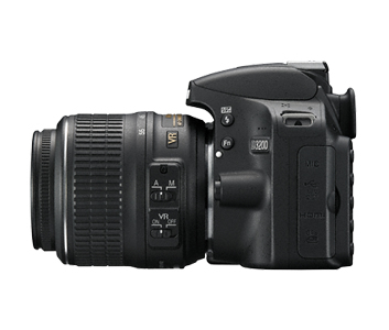 Nikon D3200 Noir - vue 3