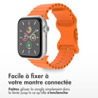 imoshion Bracelet Athletic en silicone pour Apple Watch Series 1 t/m 9 / SE (38/40/41 mm) | Series 10 / 11 (42 mm) - Orange