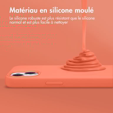 Accezz Coque Liquid Silicone avec MagSafe pour Apple iPhone 15 - Nectarine