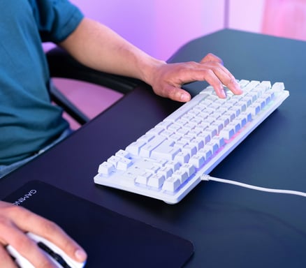 Trust GXT 833W Thado teclado Juego USB QWERTY Español Blanco