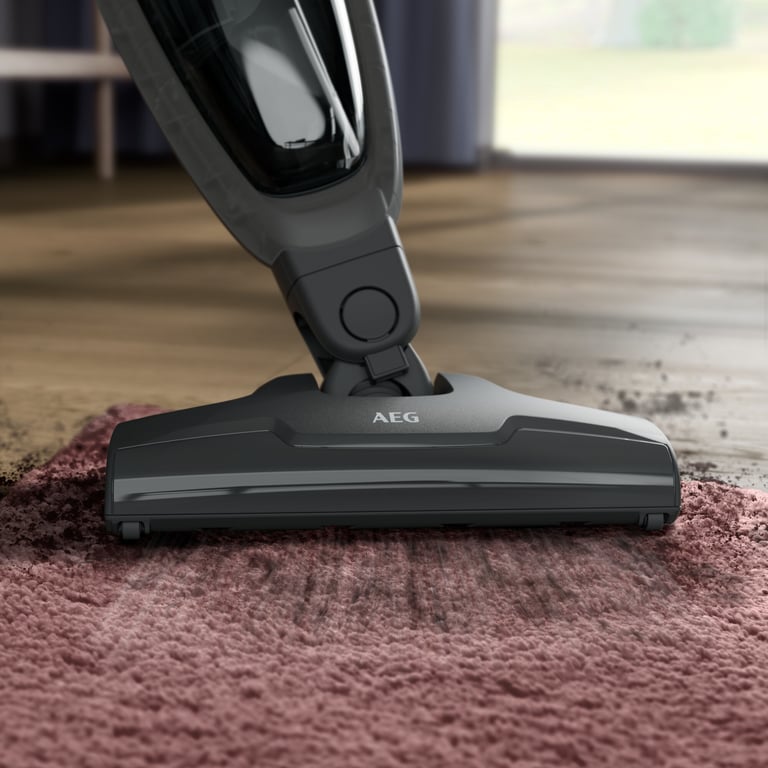 AEG AS52CB18DG Aspirateur balai Batterie Sec Sans sac 0,3 L 29 W Noir, Gris 2 Ah - Neuf