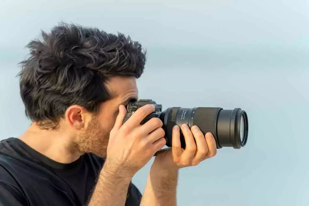 Objectif Hybride TAMRON A065 – 70-180 mm F/2.8 Di III VC VXD G2 pour Sony FE - vue 5