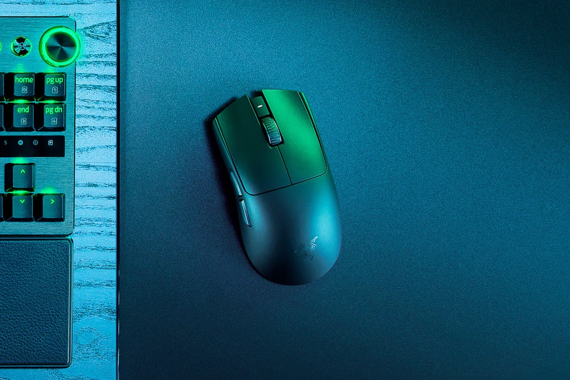 Razer Viper V3 Pro SE souris Gaming Droitier RF Wireless + Bluetooth + USB Type-C Optique - Neuf