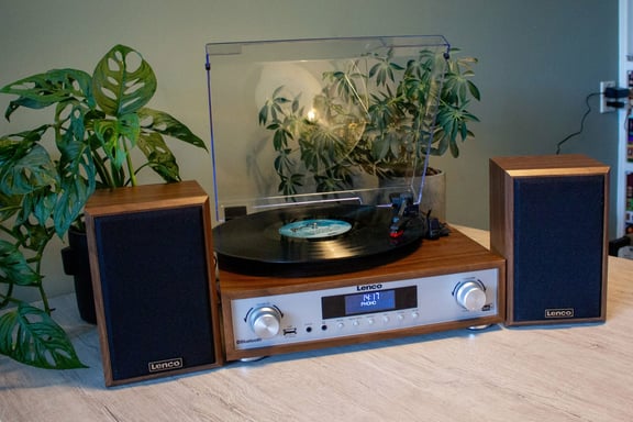 Lenco MC-160WD tocadisco Tocadiscos de tracción por correa Madera Manual