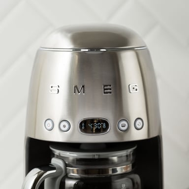 Smeg DCF02SSEU machine à café Entièrement automatique Machine à café filtre 1,4 L