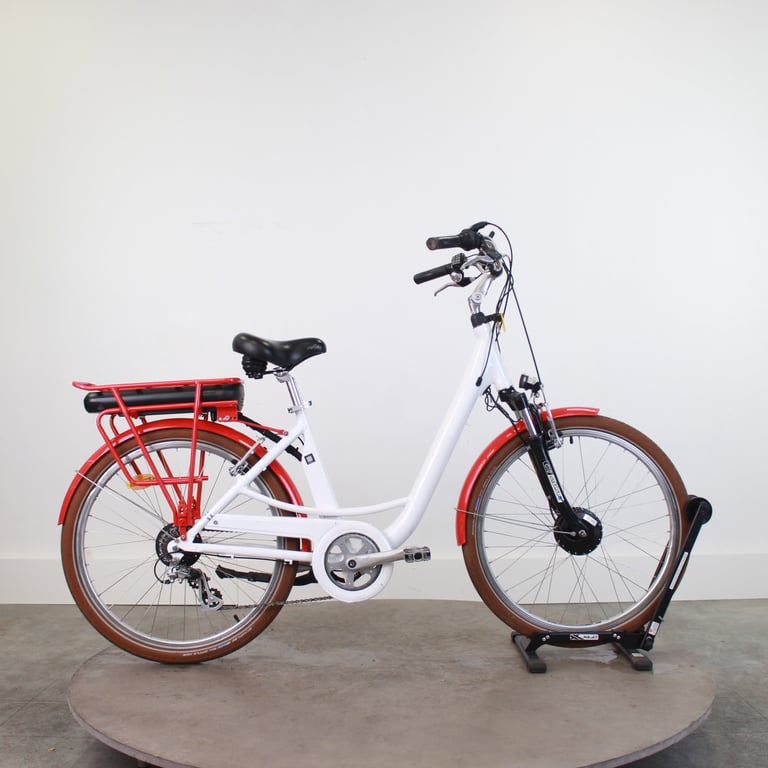 Arcade Easy 26 — Vae Reconditionné, 26 , 36 V 400 Wh, Moteur Bafang (Cadre Bas) - Excellent État