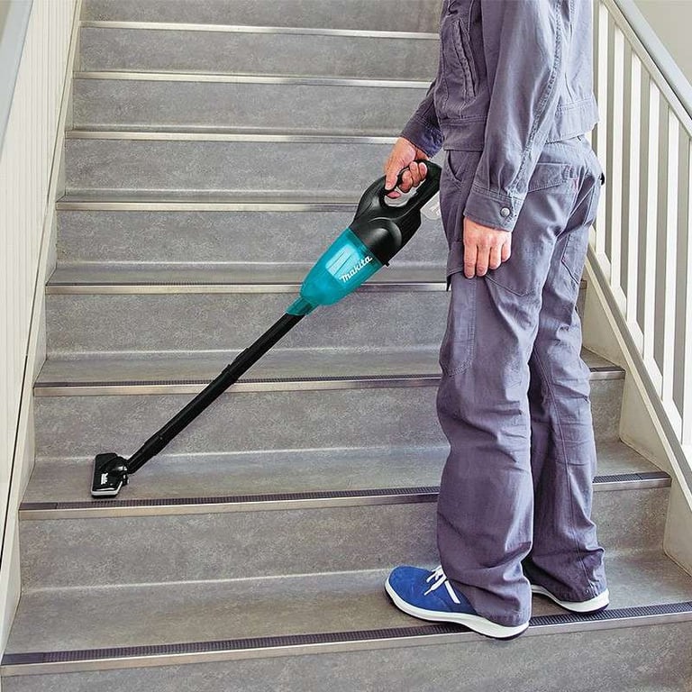 Makita DCL180ZB - vue 3