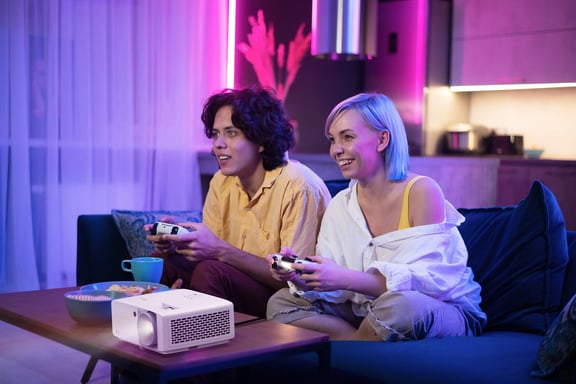 Optoma UHZ66 Videoproiettore Laser 4K UHD 4000 lm – Portatile e a Ottica Corta