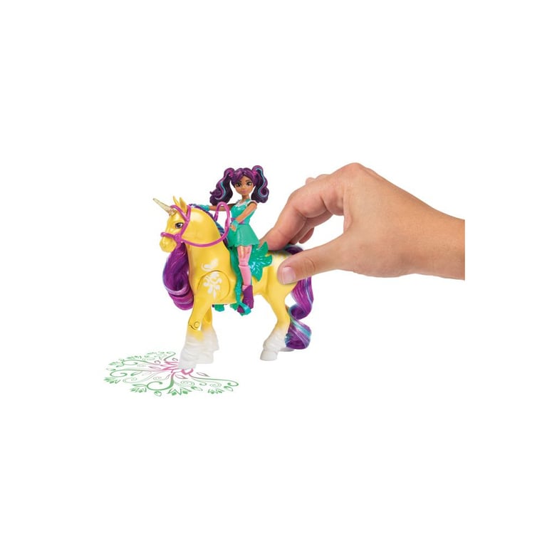 Licorne - Spin Master - 6072482 - Lumieres - Poupée Ava - 7 points d'articulation - Neuf