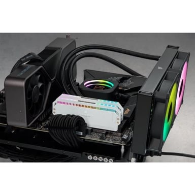 Corsair Dominator CMT32GX5M2X6200C36W module de mémoire 32 Go 2 x 16 Go DDR5 288-pin DIMM ECC