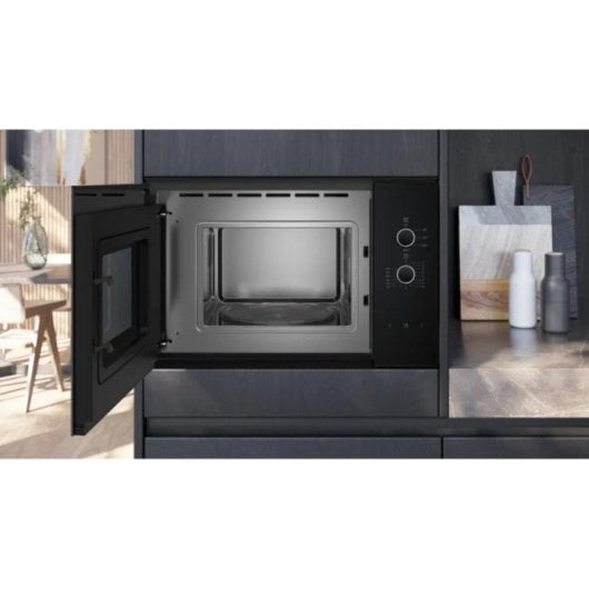 Micro-Ondes Siemens iQ300 BF520LMA1 – Capacité 20 L, Puissance 800 W, Ouverture Latérale - vue 5