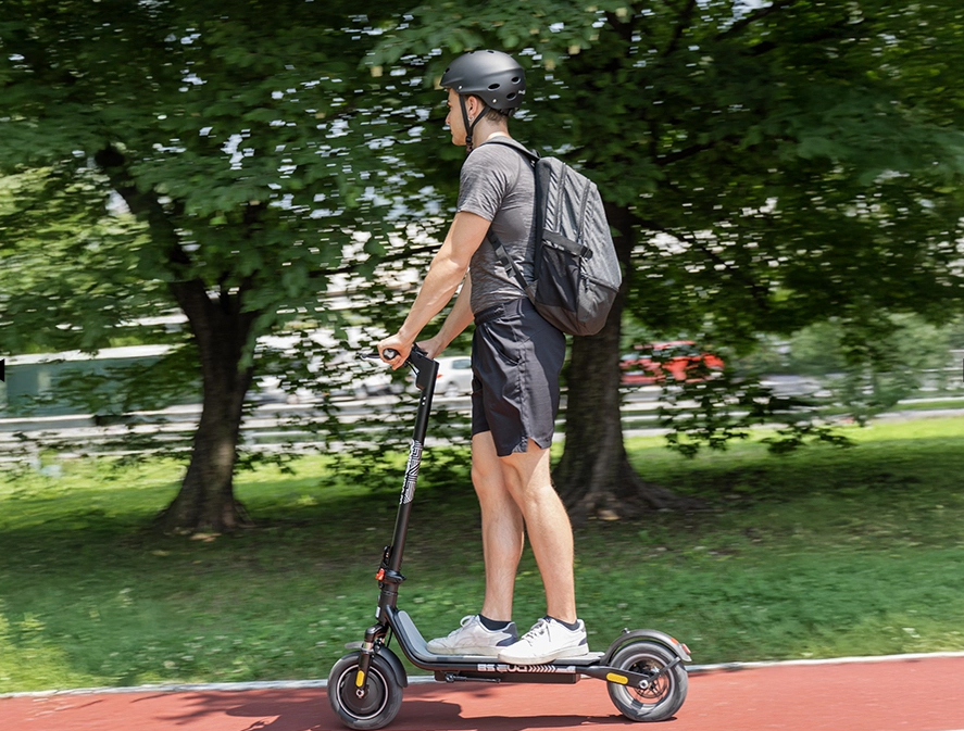 Trottinette Électrique Urbanglide Ride 85 EVO – Autonomie 20 km, 350W - vue 3