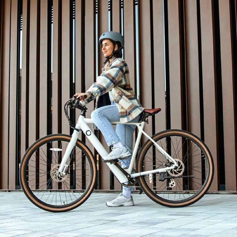 Vélo Électrique Cecotec City Sprint – Autonomie 70 km, Shimano 8 Vitesses - vue 3
