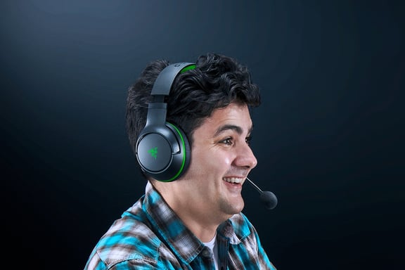 Razer Kaira per Xbox Wireless Headset Headband Play Nero