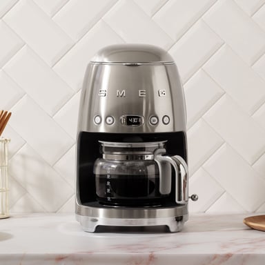 Smeg DCF02SSEU machine à café Entièrement automatique Machine à café filtre 1,4 L