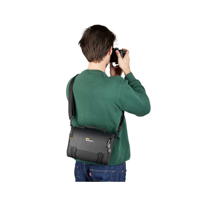 LOWEPRO ADVENTURA SH 140 III - vue 2