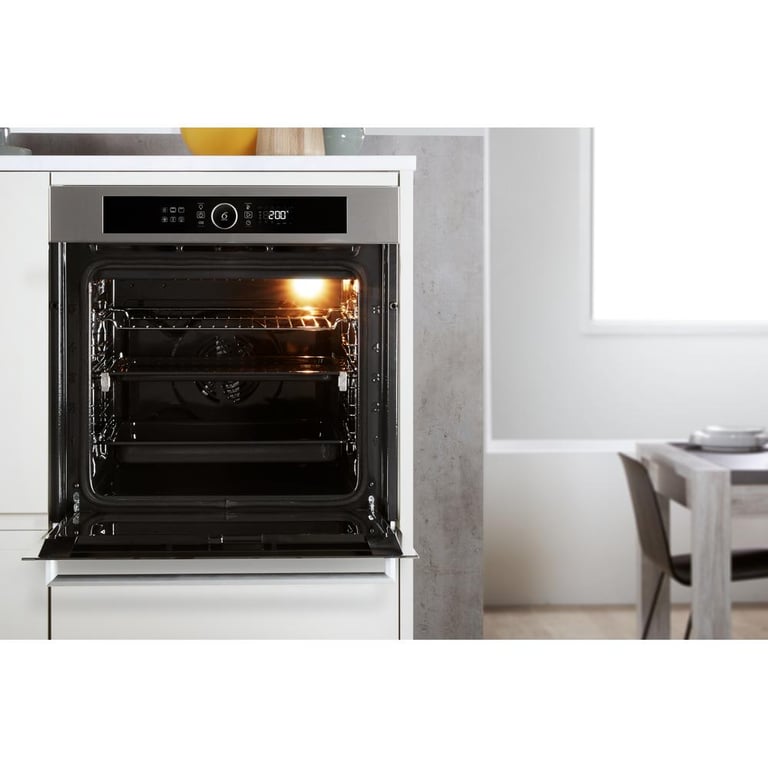 Four à pyrolyse Whirlpool Corporation OAKZ97961SPIX 73 - vue 4