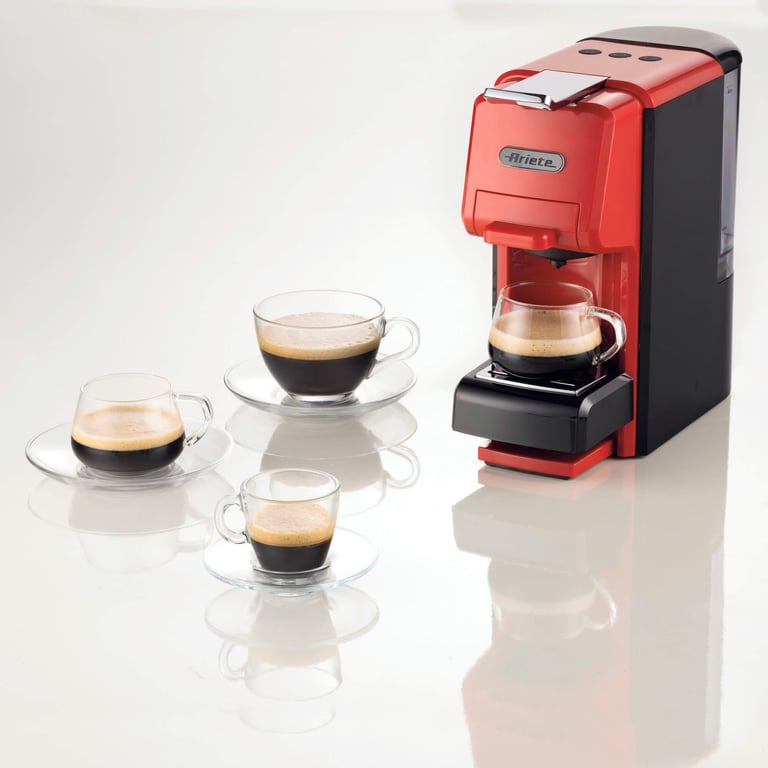 Ariete 4 en 1 Machine à Café Espresso 13041 à Dosettes et Capsules Compatible avec Capsules Nespresso et Dolcegusto Réservoir de 0 7 19 Bar de Pression Design Compact - vue 3