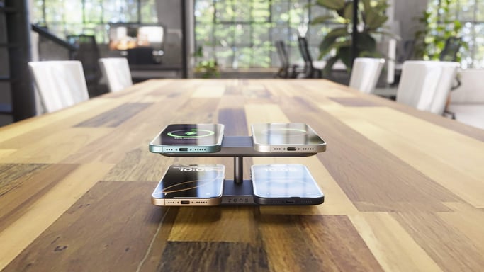 OtterBox Zens Quattro Wireless Charger Pro 4, Negro