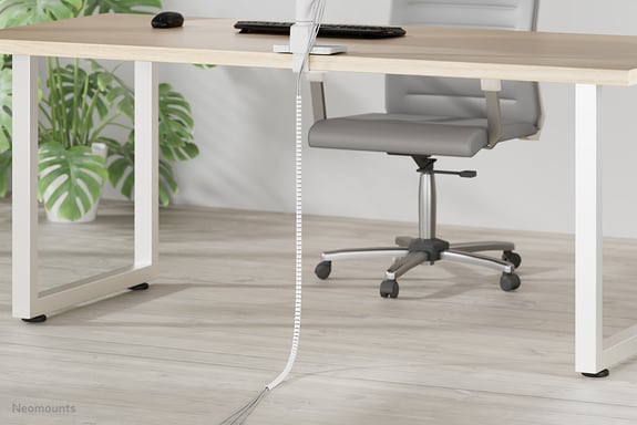 Neomounts ADS06-140WH Gaine de câble - pour 1-3 câbles - universelle
