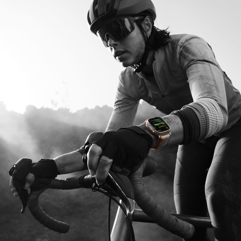 Watch Ultra 2 GPS + Cellulaire, boitier en titane de 49 mm avec boucle alpine, Vert Olive