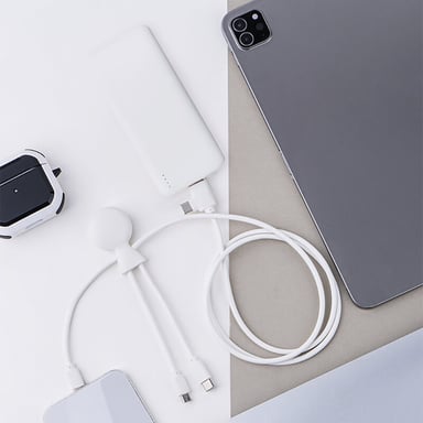Powerbank 7000 mAh + Câble Multi HEPTA 25% Plastique recyclé Blanc Xoopar
