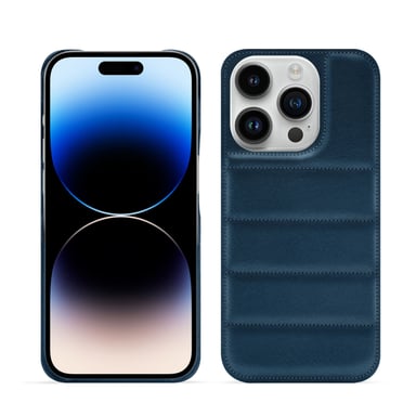 Coque matelassée Apple iPhone 15 Pro -  - Blu mediterran ( Pantone #0E3043 ) - Cuir lisse premium