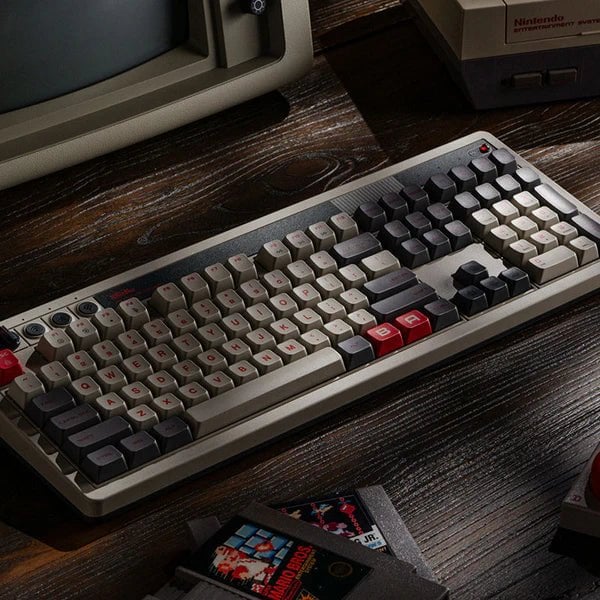 8Bitdo Retro 108 NES Edition QWERTY - vue 3