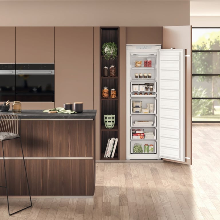 Congélateur Hotpoint HASD18F013A1 No Frost Encastrable Contrôle tactile - vue 4