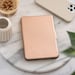 imoshion Étui de liseuse portefeuille Slim Soft pour Pocketbook Touch Lux 5 / HD 3 / Basic Lux 4 / Vivlio Lux 5 - Rose Doré