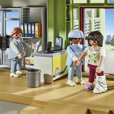 71615 Hôpital aménagé, Action Heroes, L'hôpital, 165 pieces, Des 4 ans