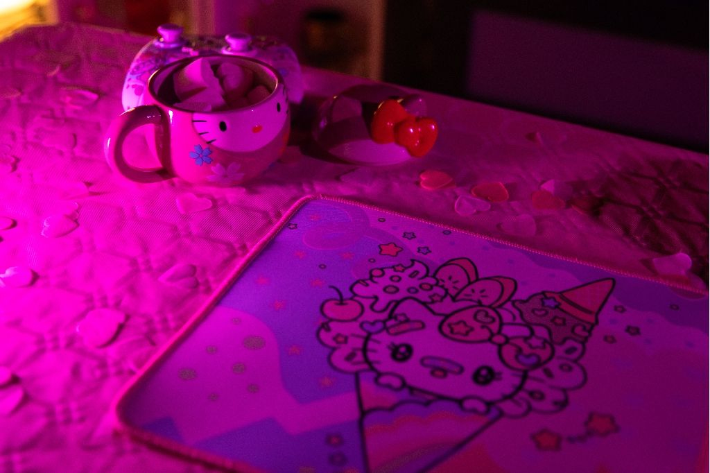 Konix Modèle du produit : Tapis de Hello Kitty Ice Cream Neuf - vue 3