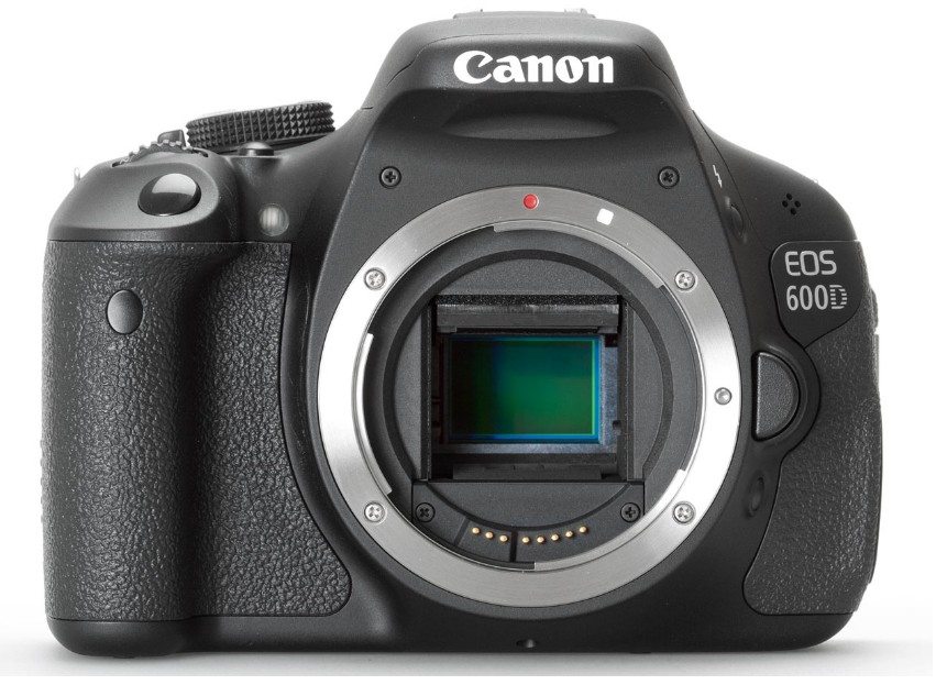 Canon EOS 600D Boîtier d'appareil-photo SLR 18,7 MP CMOS 5184 x 3456 pixels Noir - Très bon état Très bon état - Canon reconditionné disponible sur Pixmania