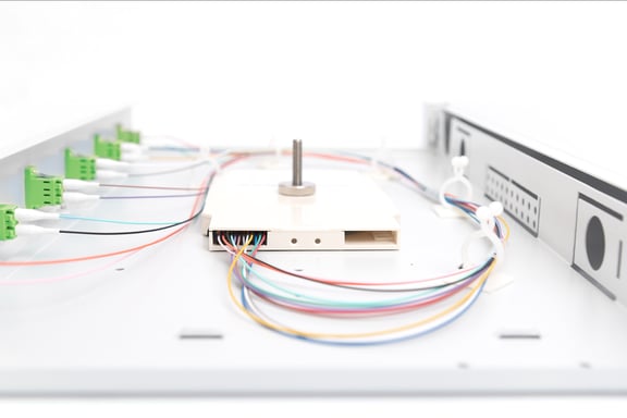 Digitus Boîte d'épissure pour fibres optiques, équipée, 6x LC-APC DX, OS2