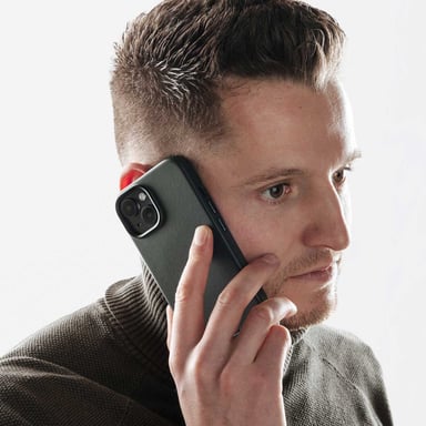 Accezz Coque arrière en cuir avec MagSafe pour Samsung Galaxy S24 Plus - Cedar Green