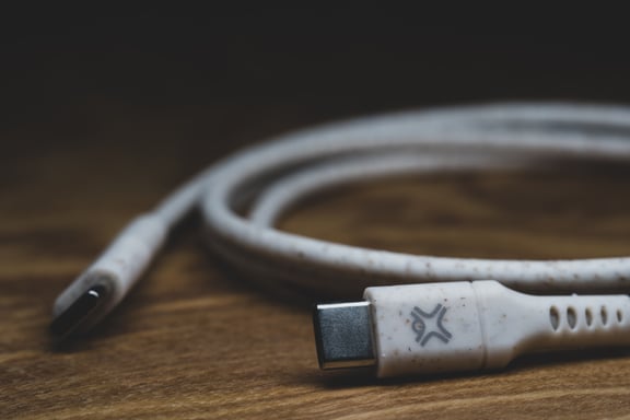 XtremeMac XWH-SPC45-03 chargeur d'appareils mobiles Ordinateur portable, Smartphone, Tablette Blanc Secteur Charge rapide Intérieure