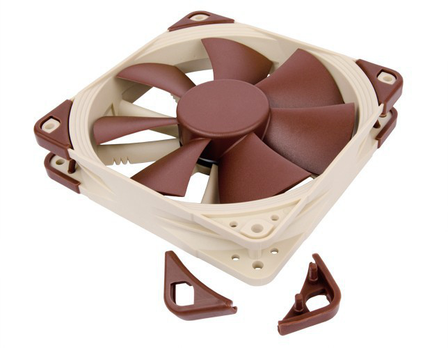 Noctua NF F12 PWM - vue 3