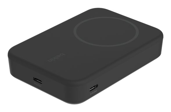 Belkin BoostCharge Pro Cargador inalámbrico Negro