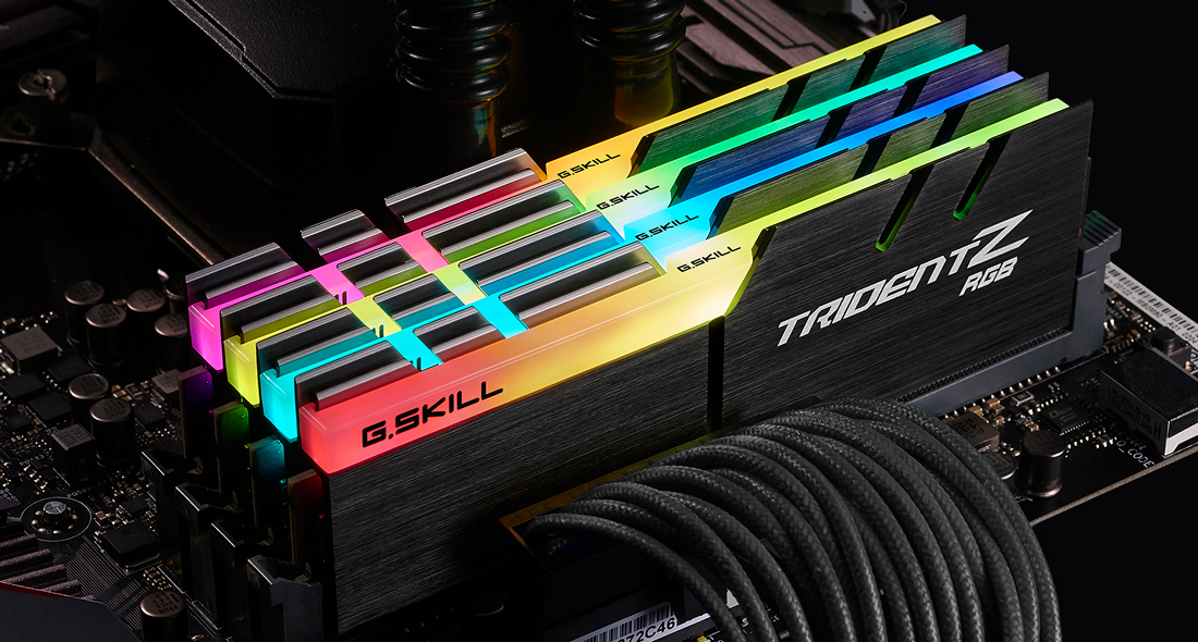 G.SKILL Mémoire PC Trident Z RGB PC4 28800 / DDR4 3600 Mhz F4 3600C18Q 32GTZR DDR4 - vue 3
