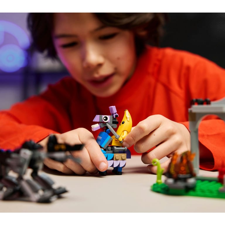 LEGO® Fortnite® 77075 Le camp de Banane et Mécano - vue 3