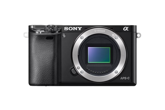 Sony 6000 + 16 - 50mm MILC 24,3 MP CMOS 6000 x 4000 Pixeles Negro