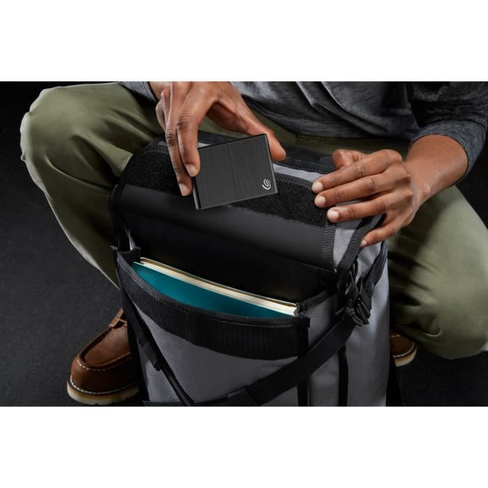 Seagate ONE TOUCH SSD 1TB 1.5IN - vue 3