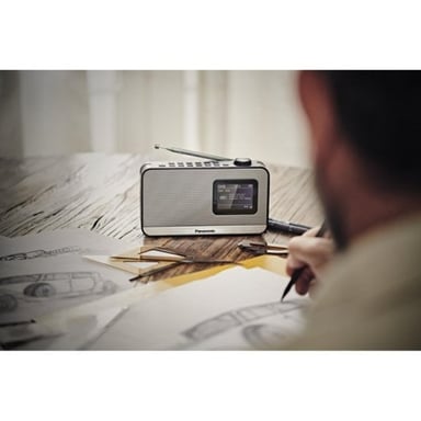 Panasonic RF-D15 Portable Numérique Noir, Argent