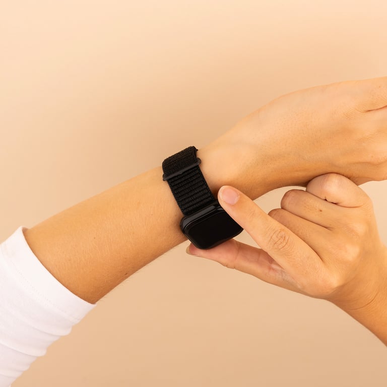 imoshion Bracelet en nylon? pour Apple Watch Series 1 á 9 / SE 384041 mm | Series 10 42 mm Neuf - vue 7