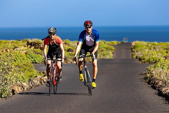 Casque vélo connecté LIVALLBH62 Neo Black&White