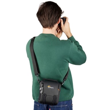 Bolso LOWEPRO Adventura SH 120 III Negro