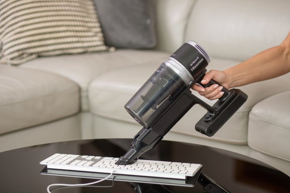 Hisense HVC6264BK Aspiradora escoba 2 en 1 Batería Secar EPA Sin bolsa 0,45 L 150 W Negro 2000 Ah