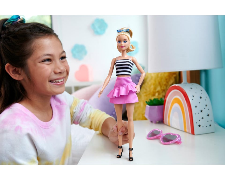 Poupée Barbie Fashionista Mattel HRH11 – Top Rayé et Jupe Rose - vue 4